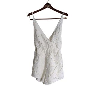 EUC Sybo Lace Romper
